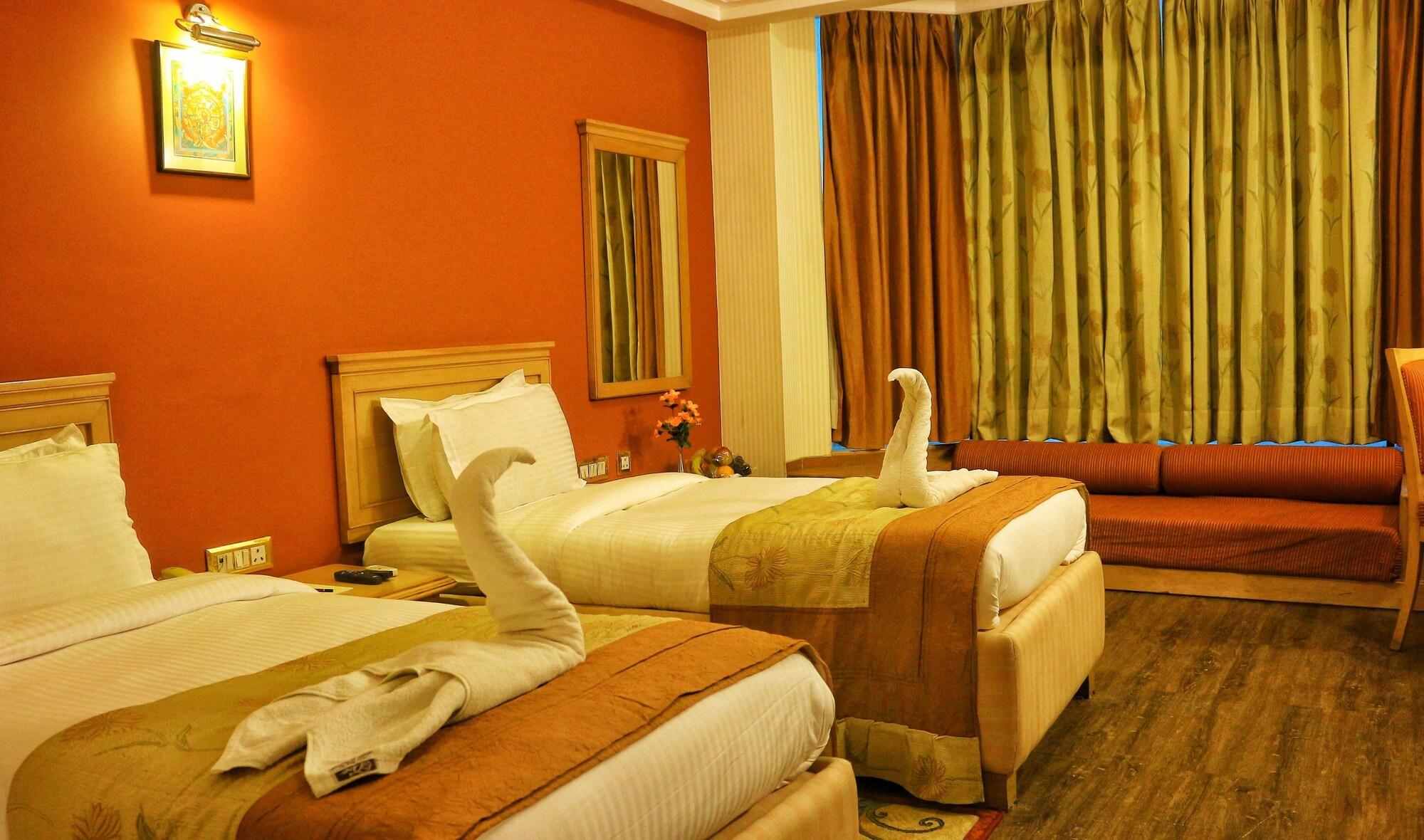 Dee Marks Airport Hotel & Resorts Yeni Delhi Dış mekan fotoğraf