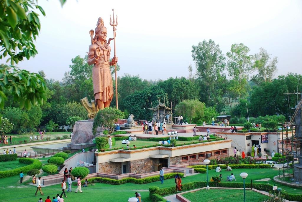 Dee Marks Airport Hotel & Resorts Yeni Delhi Dış mekan fotoğraf