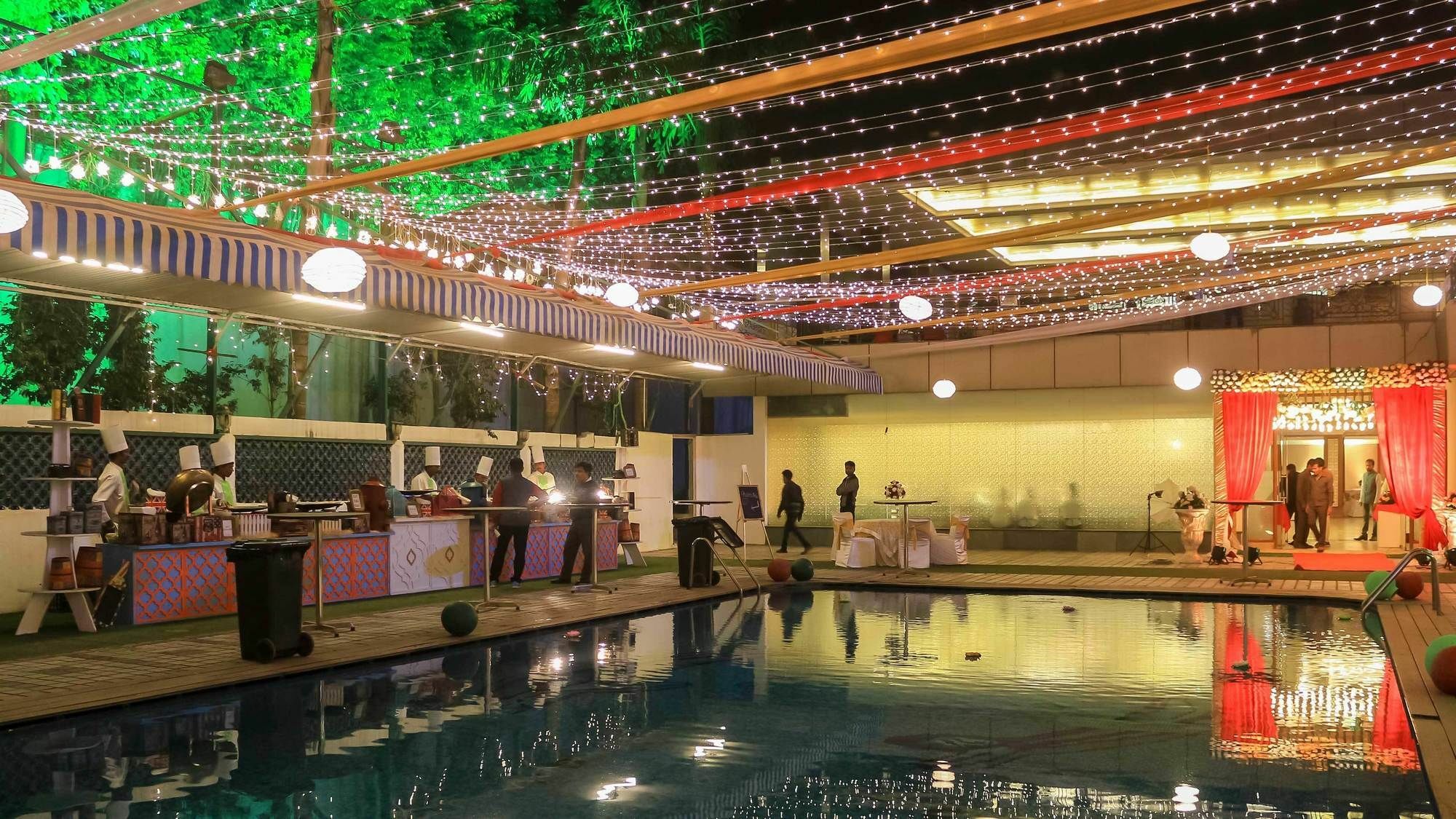 Dee Marks Airport Hotel & Resorts Yeni Delhi Dış mekan fotoğraf