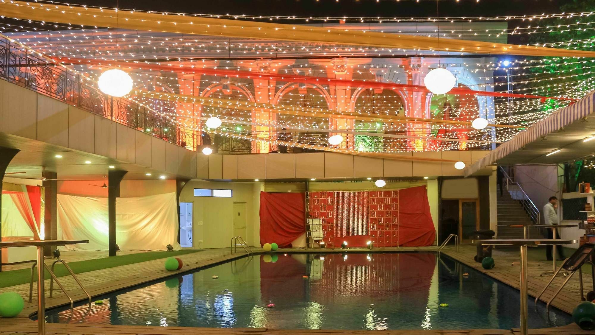 Dee Marks Airport Hotel & Resorts Yeni Delhi Dış mekan fotoğraf