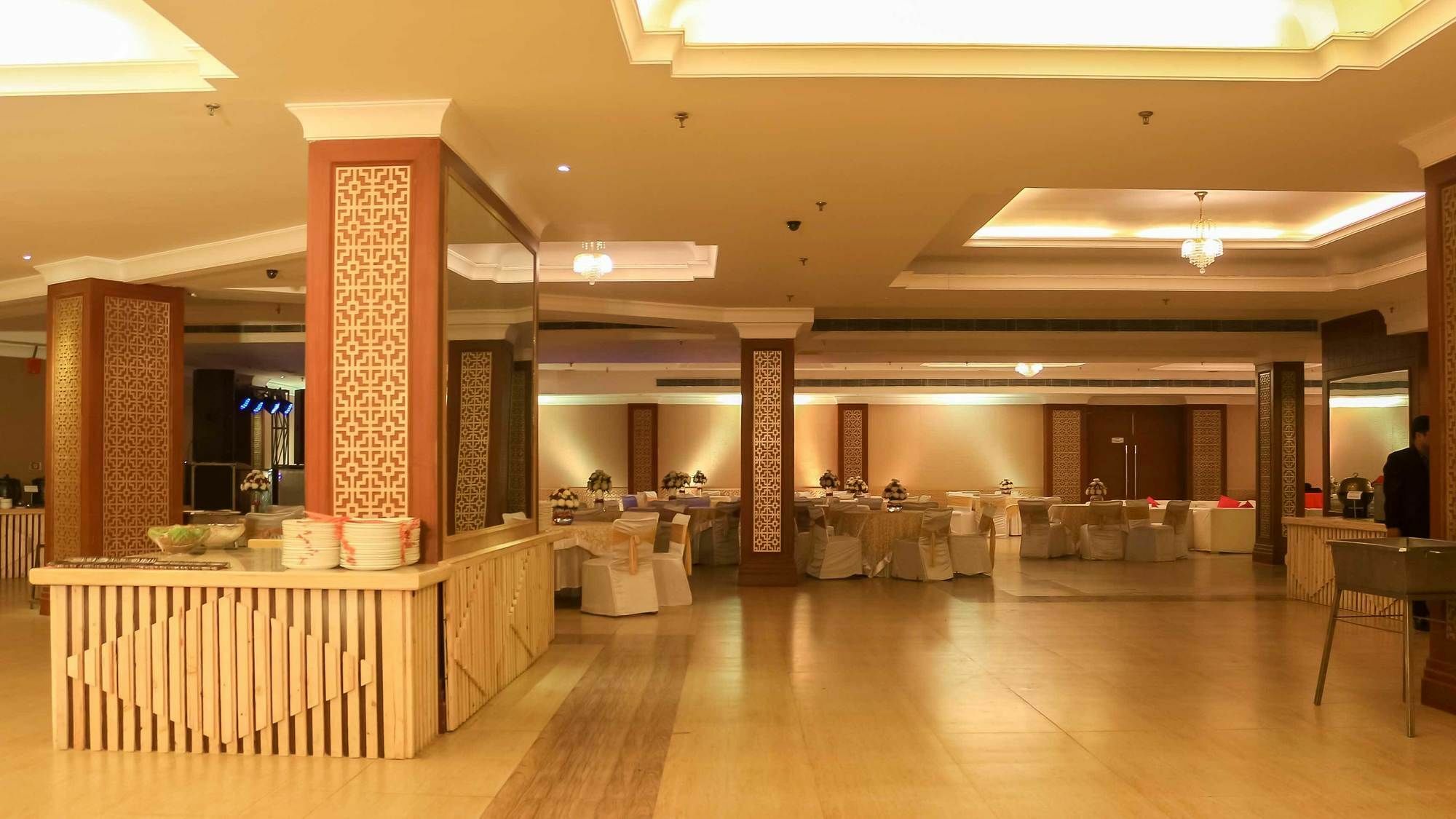 Dee Marks Airport Hotel & Resorts Yeni Delhi Dış mekan fotoğraf